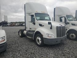 Salvage trucks for sale at Memphis, TN auction: 2016 Peterbilt 579