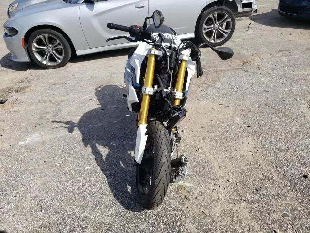 2021 BMW G310 R