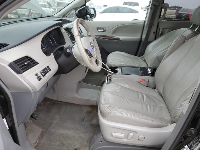 2014 Toyota Sienna XLE