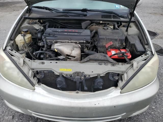 2004 Toyota Camry LE