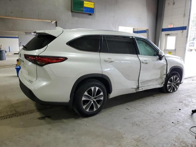 2021 Toyota Highlander XLE