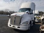 2013 Kenworth T680 Semi Truck