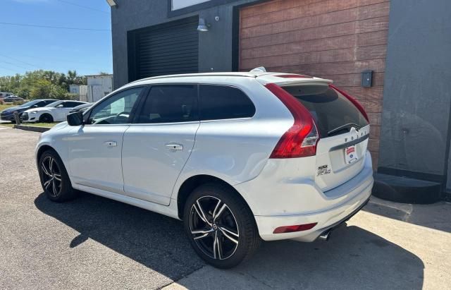 2017 Volvo XC60 T6 R-DESIGN Platinum