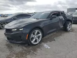 Carros salvage sin ofertas aún a la venta en subasta: 2021 Chevrolet Camaro LZ