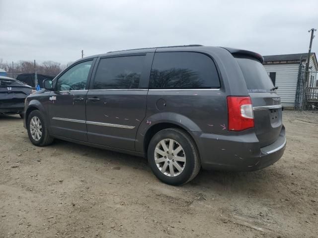 2016 Chrysler Town & Country Touring