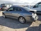 2005 Volkswagen New Jetta 2.5L Option Package 2