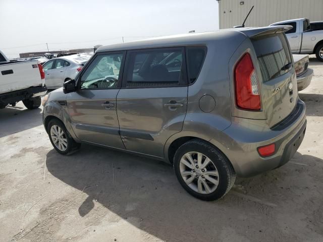 2013 KIA Soul +