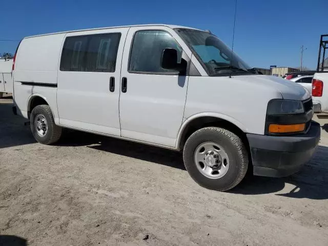 2020 Chevrolet Express G2500