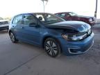 2016 Volkswagen E-GOLF SE