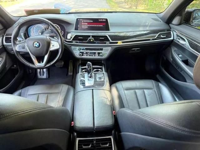 2019 BMW 740 I