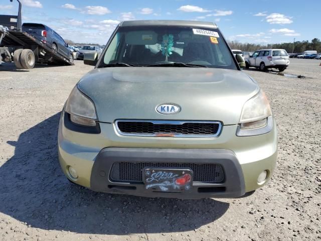 2010 KIA Soul +