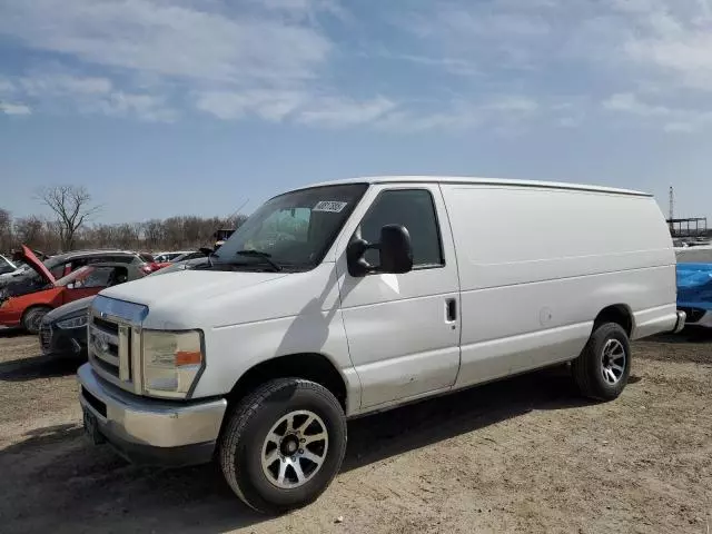 2013 Ford Econoline E350 Super Duty Van