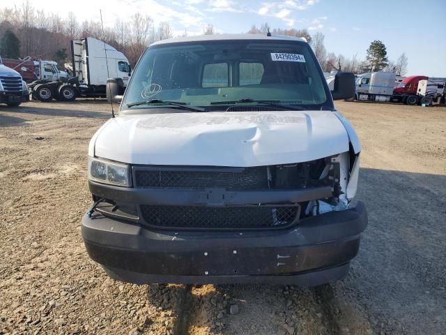 2019 Chevrolet Express G2500