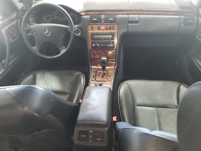 2002 Mercedes-Benz E 320