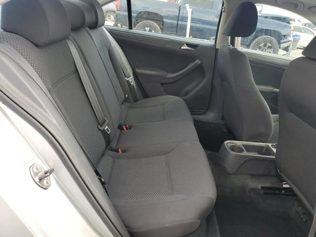 2011 Volkswagen Jetta Base