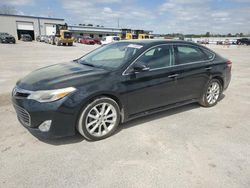 Carros salvage sin ofertas aún a la venta en subasta: 2013 Toyota Avalon Base