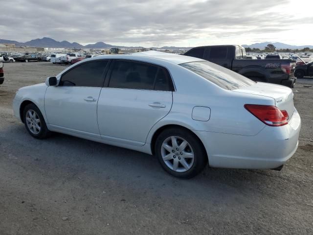 2005 Toyota Avalon XL