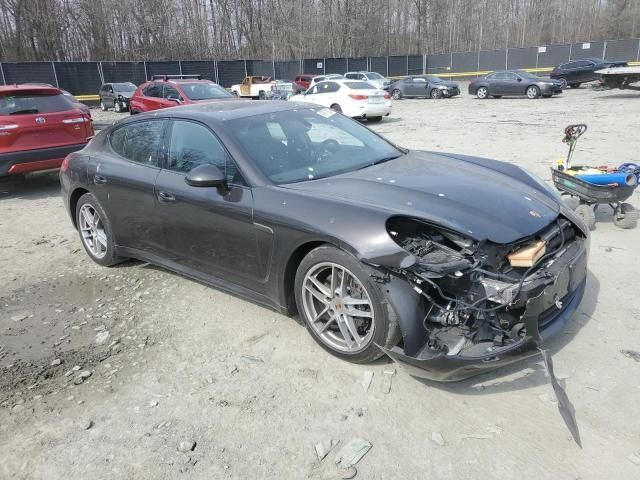 2014 Porsche Panamera 2