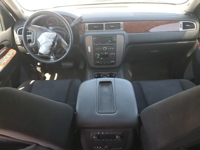 2011 GMC Yukon SLE