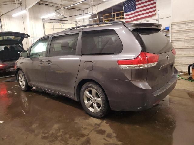 2014 Toyota Sienna LE