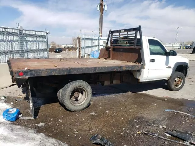 2004 GMC New Sierra K3500