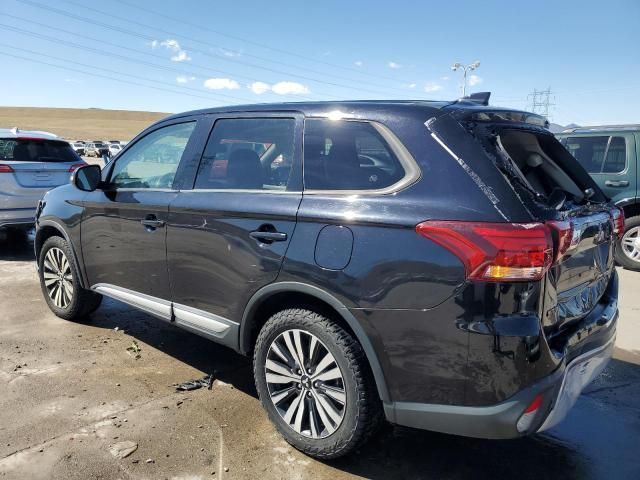 2019 Mitsubishi Outlander SE