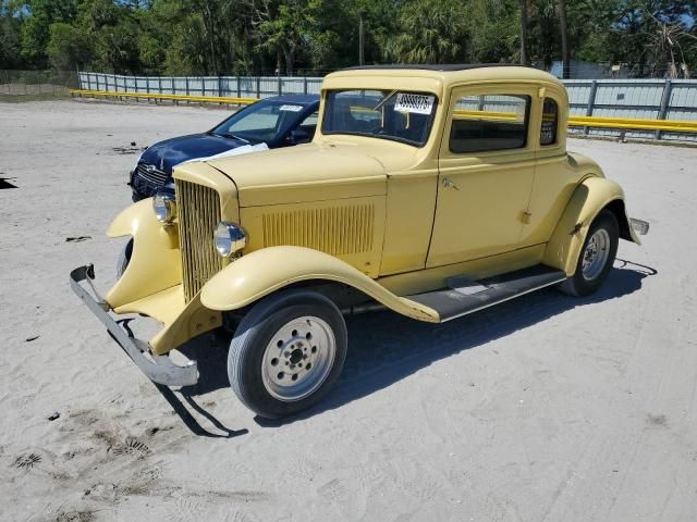 1932 Huds Coupe