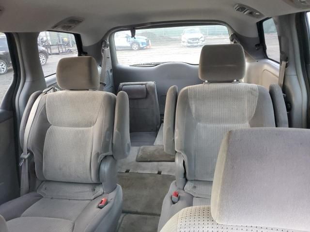 2006 Toyota Sienna LE