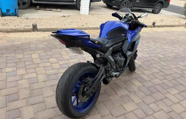 2024 Yamaha YZFR7