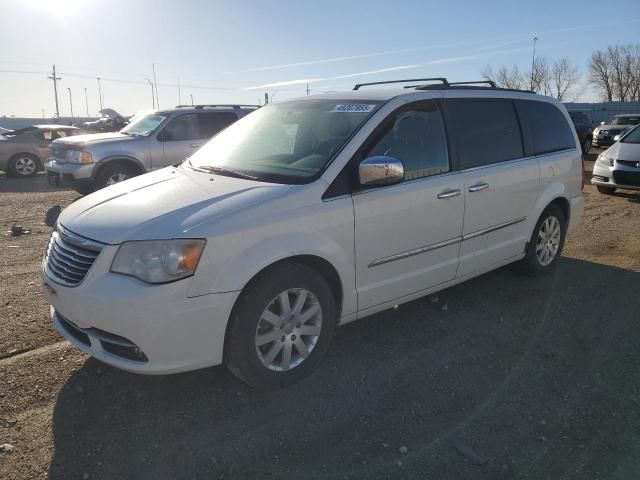 2012 Chrysler Town & Country Touring L