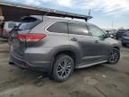 2017 Toyota Highlander SE