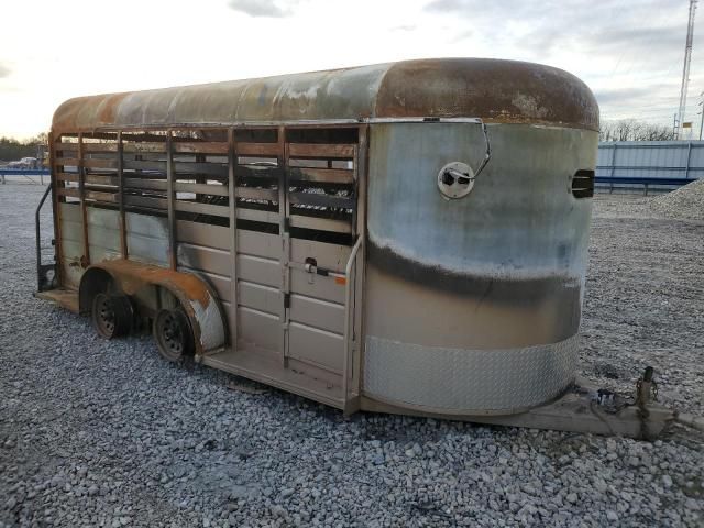 2002 Other 2002 Contract Manufacturer Livestock Trailer