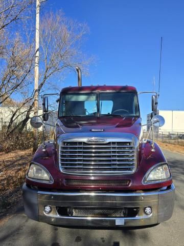 2006 Freightliner Conventional Columbia