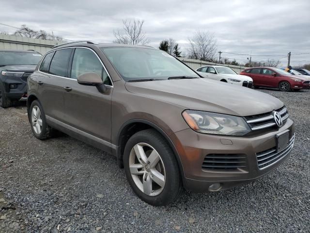 2014 Volkswagen Touareg V6