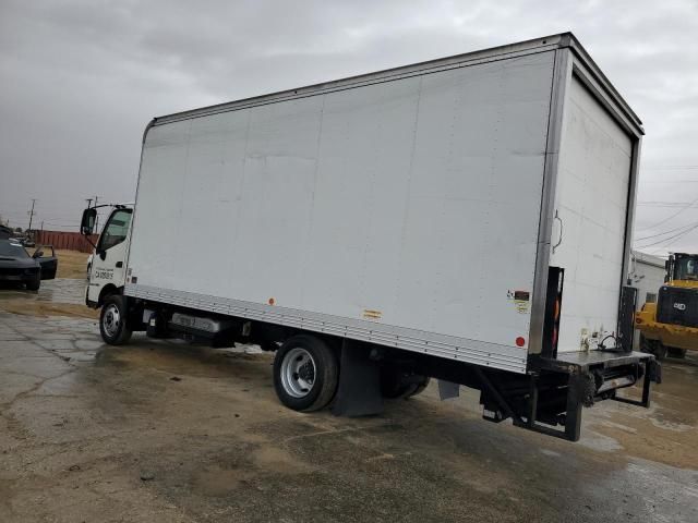 2014 Hino 195 BOX Truck