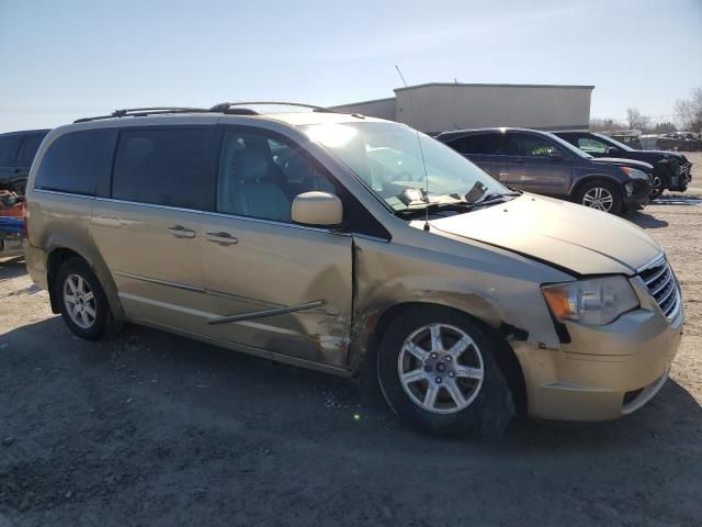 2010 Chrysler Town & Country Touring Plus