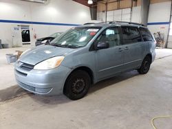 Carros salvage sin ofertas aún a la venta en subasta: 2005 Toyota Sienna CE