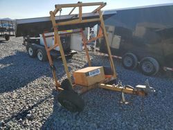 Salvage cars for sale from Copart Madisonville, TN: 2000 Unknown 2000 Message Board Trailer