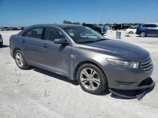 2014 Ford Taurus SEL