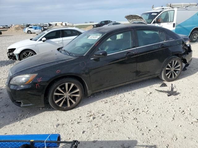 2013 Chrysler 200 Limited