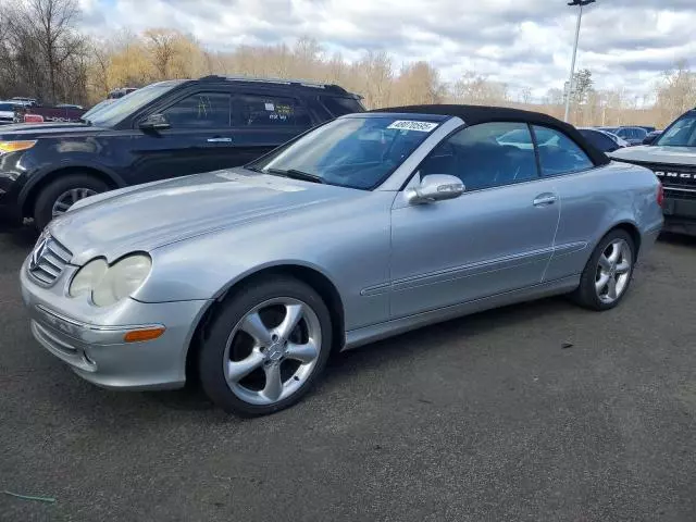 2005 Mercedes-Benz CLK 320