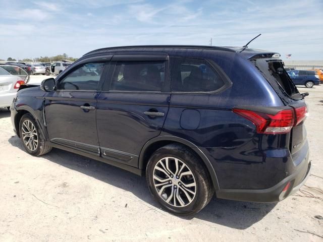 2016 Mitsubishi Outlander SE