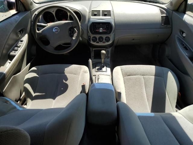 2004 Nissan Altima Base