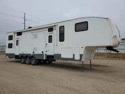 Salvage trucks for sale at Bismarck, ND auction: 2010 Keystone 2010 Dutchman Fuzion