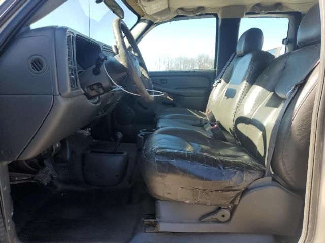 2004 GMC Sierra K2500 Heavy Duty