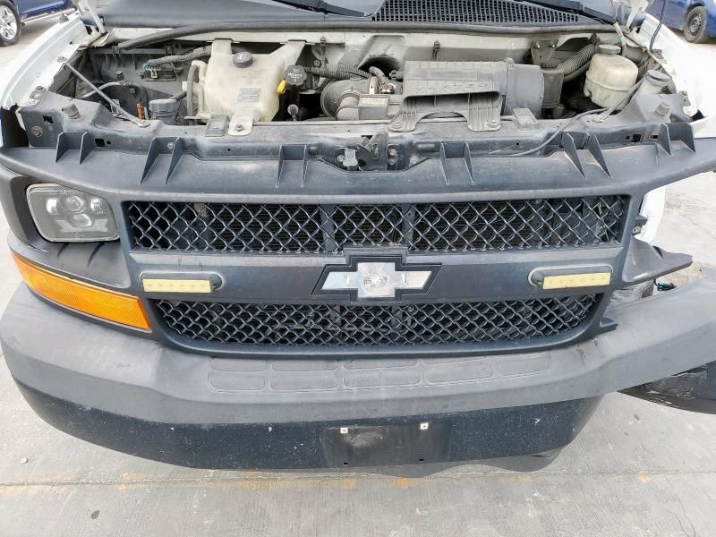 2015 Chevrolet Express G2500