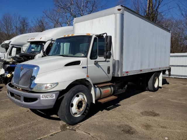 2013 International 4300 BOX Truck