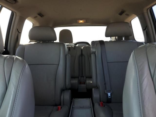 2013 Toyota Highlander Base