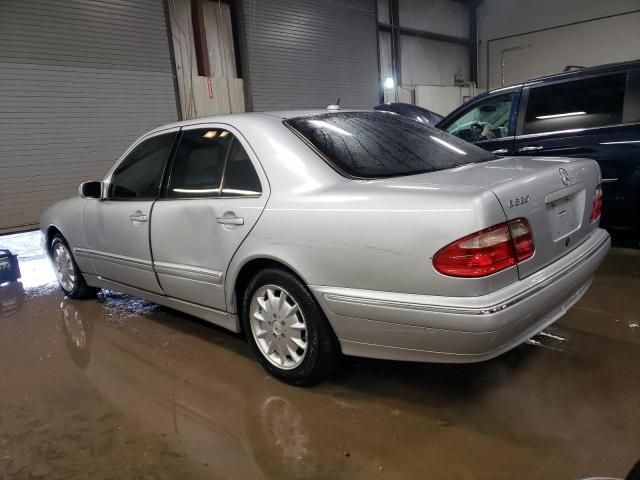 2001 Mercedes-Benz E 320