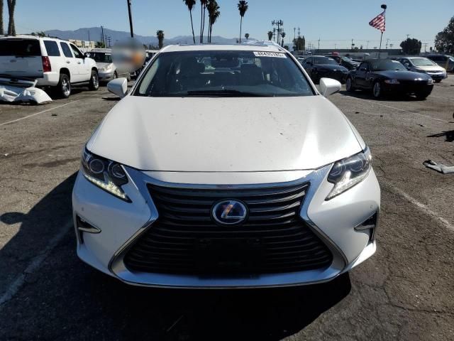 2018 Lexus ES 300H